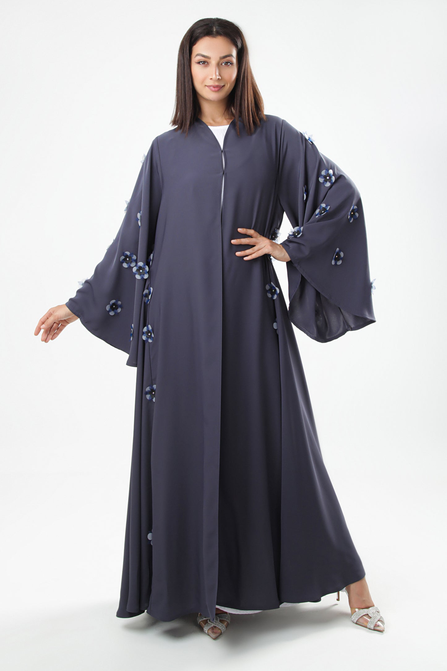 Khaleeji Design Abaya With Floral Design